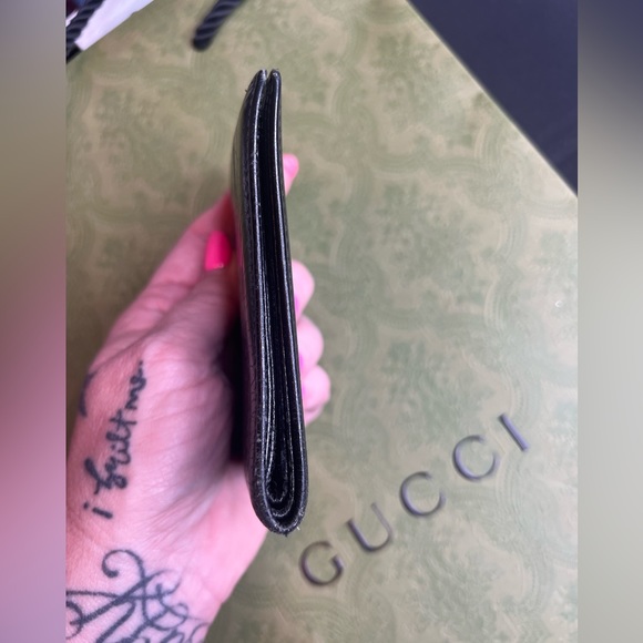 Authentic Gucci Wallet - Picture 8 of 10